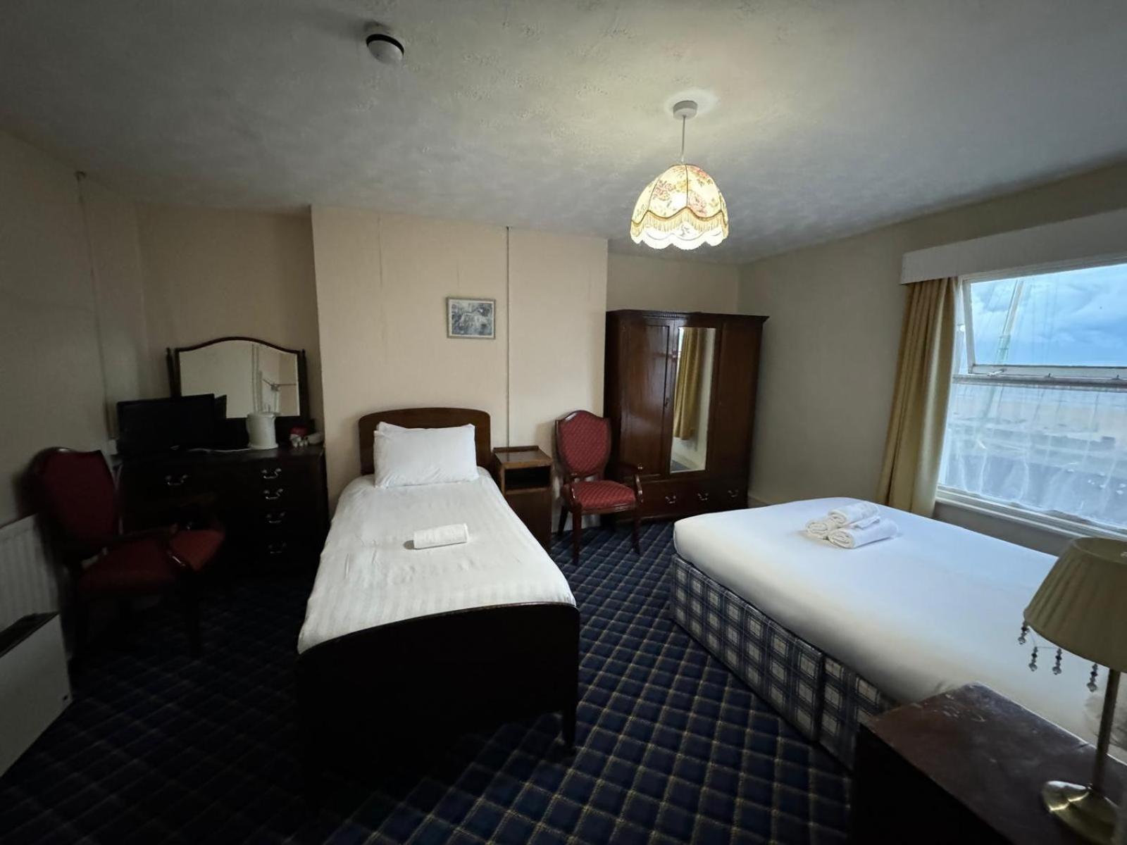 Royal Hotel 大雅茅斯 外观 照片