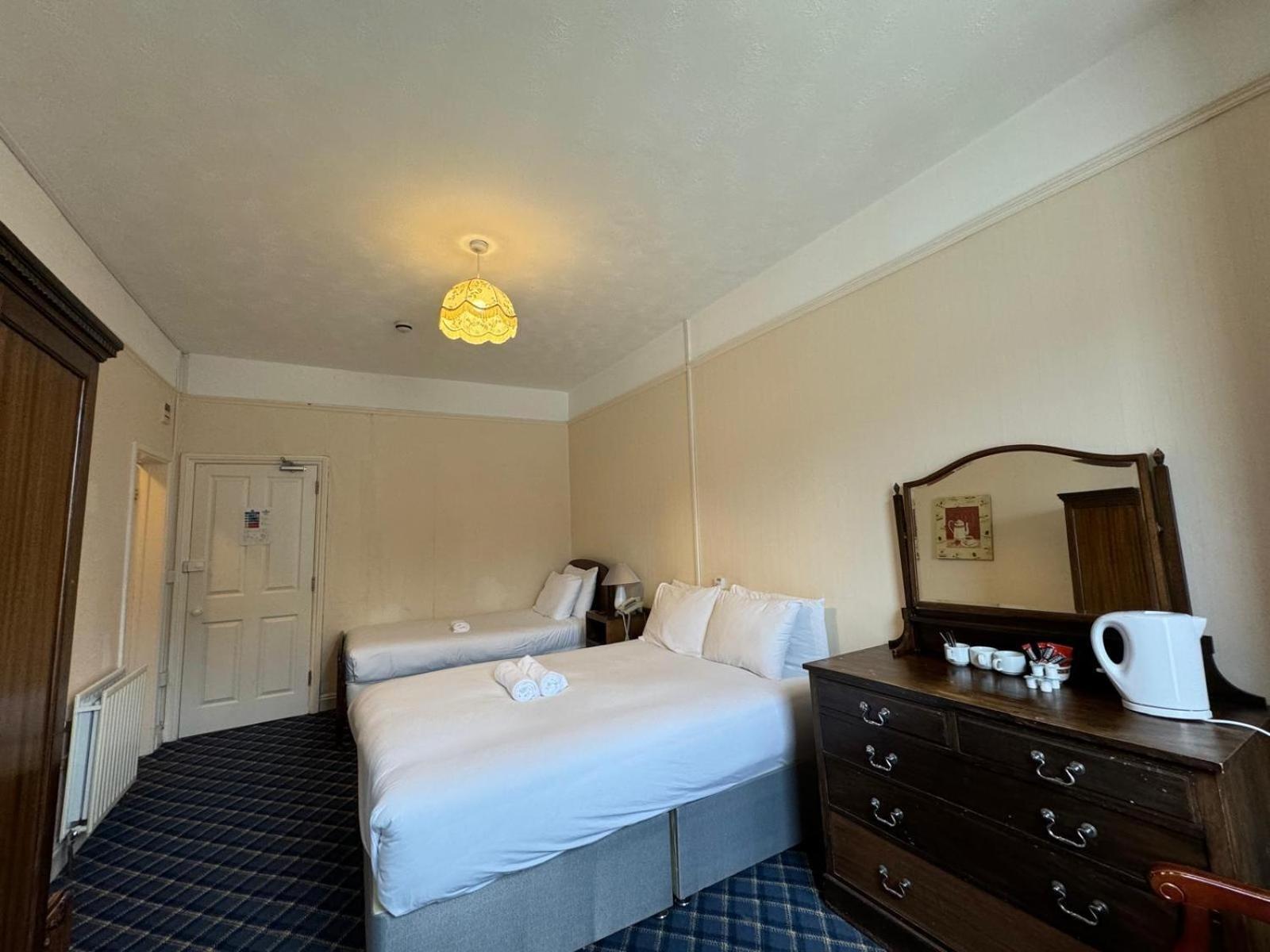 Royal Hotel 大雅茅斯 外观 照片